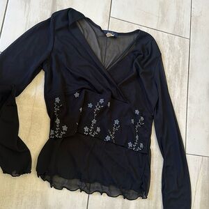 Black Y2K long sleeve shirt